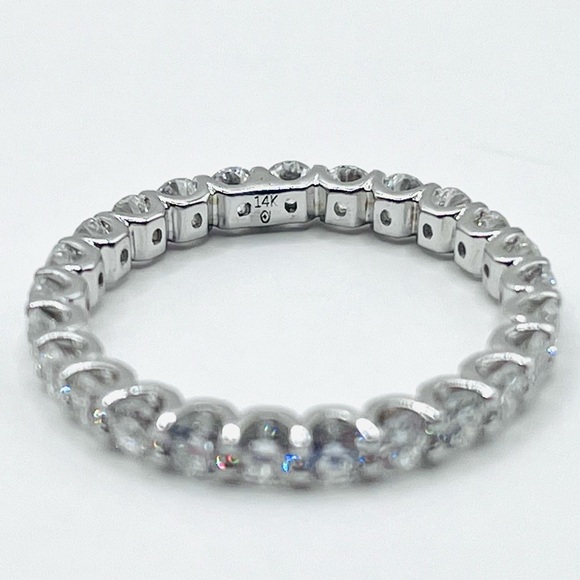 2.02 CT 14K White Gold SI Lab Diamond Ring Eternity Band Wedding Ring - Picture 6 of 7